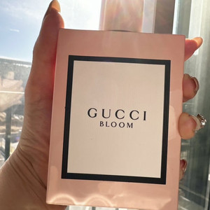구찌 블룸 오드퍼퓸 100ml 아이유가쓰는향수