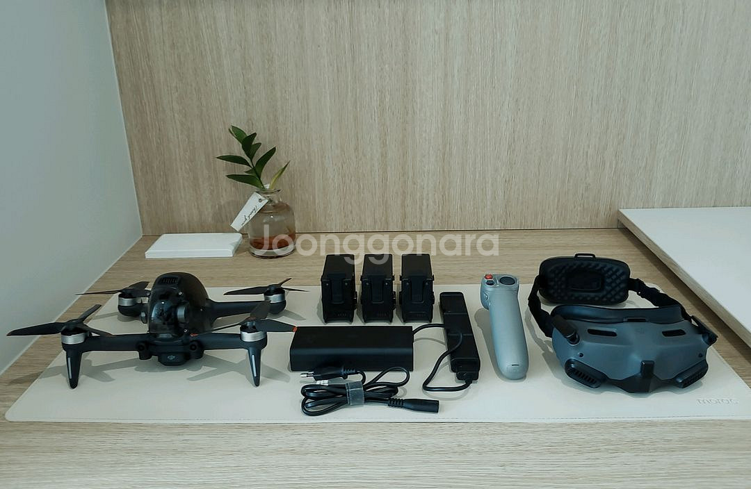 DJI FPV 드론 플라이모어콤보 배터리3개--1
