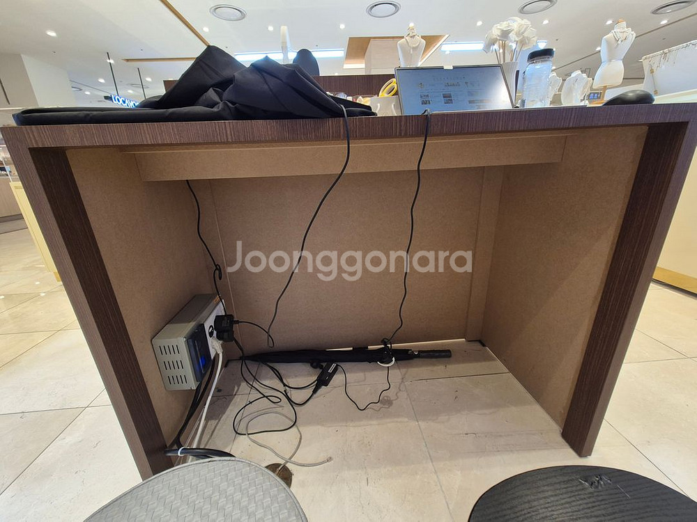 백화점 매장 카운터 철수 매장정리 주얼리 가게 샾 인테--3