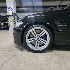 Bmw 437m 휠 ,타이어 (정품,19인치) 판매