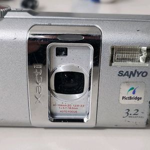 SANYO XACTI VPC-J2 빈티지 디지털카메라