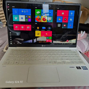 LG Gram 15Z980 i3노트북(마우스.패드포함)