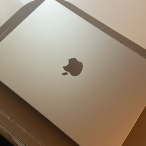 맥북 에어 13인치 M3 16GB/256GB