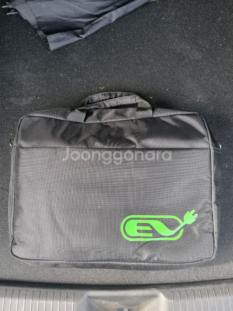 파워큐브 이동형 충전기(구형)--0