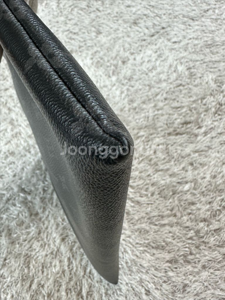 [OS] 백화점판 정품 루이비통 이클립스 모노그램 포쉐--6