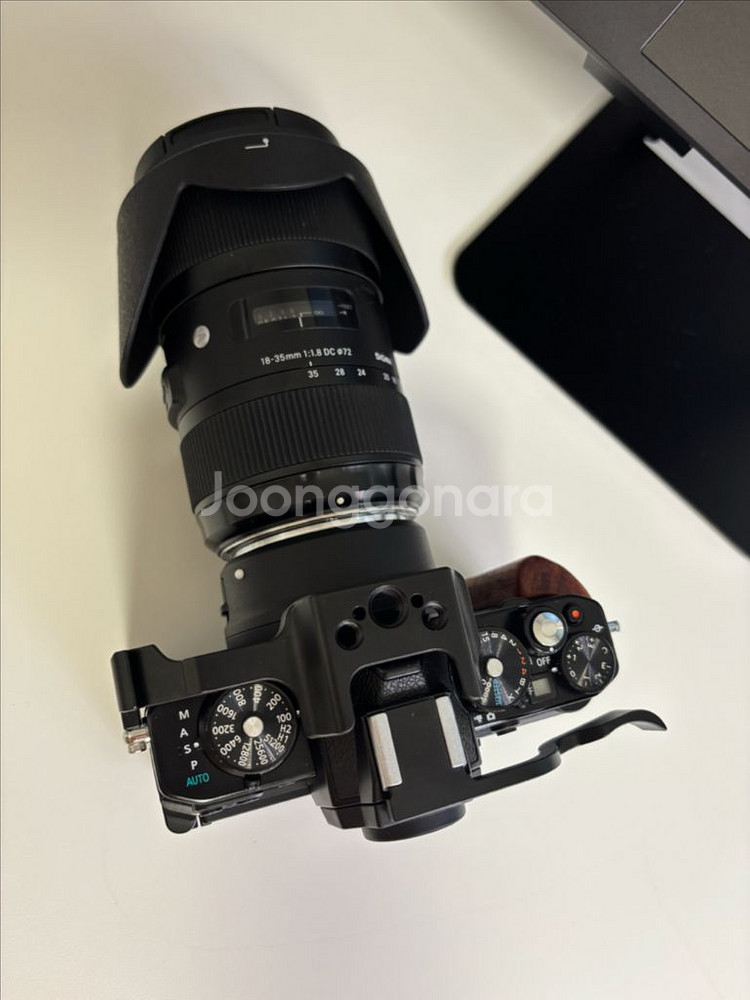 니콘ZFC + FTZ1 + 18-35 f1.8--5