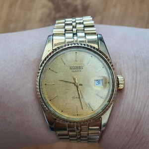 투가리스 금장시계