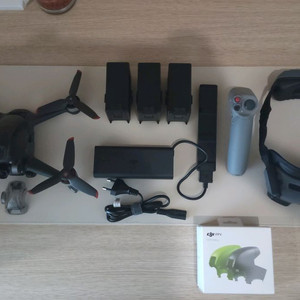 DJI FPV 드론 플라이모어콤보, 키트 배터리3개
