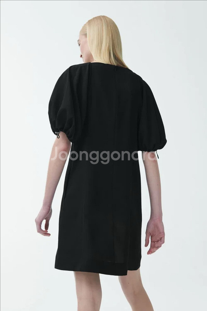 코스 COS 에이라인 드로우코드 퍼프원피스 36--2