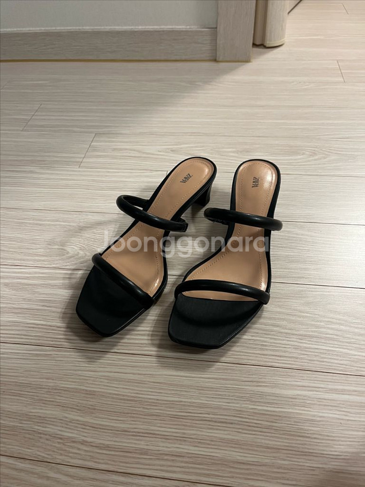 자라 블랙 힐 샌들 245--4
