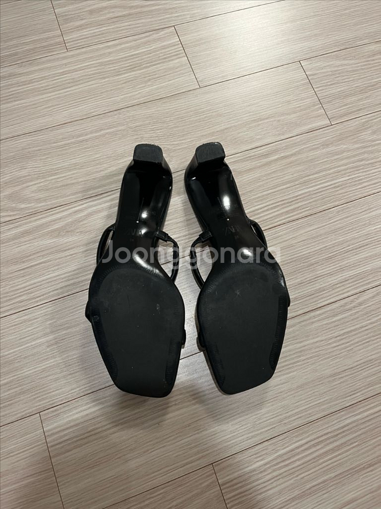 자라 블랙 힐 샌들 245--5