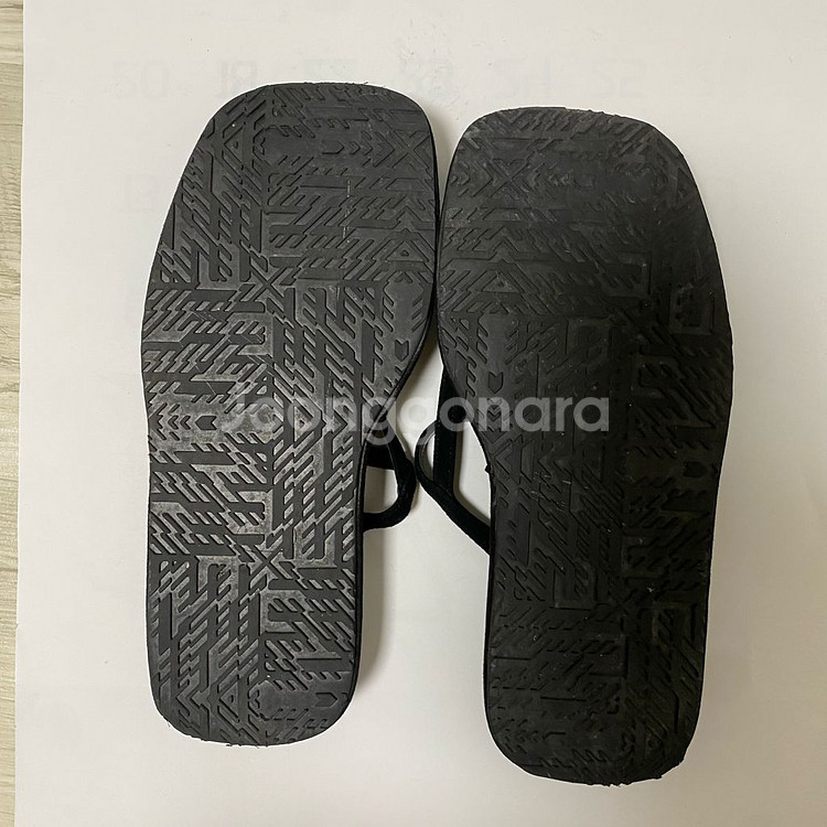 le17septembre v line sandal--5