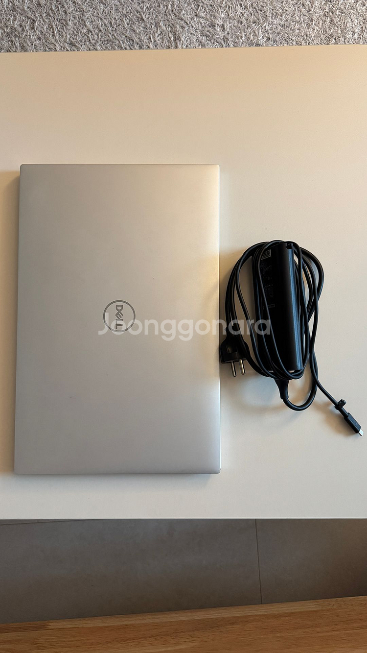 Dell 델 XPS 17 9720 플래티넘 실버 노트북--8