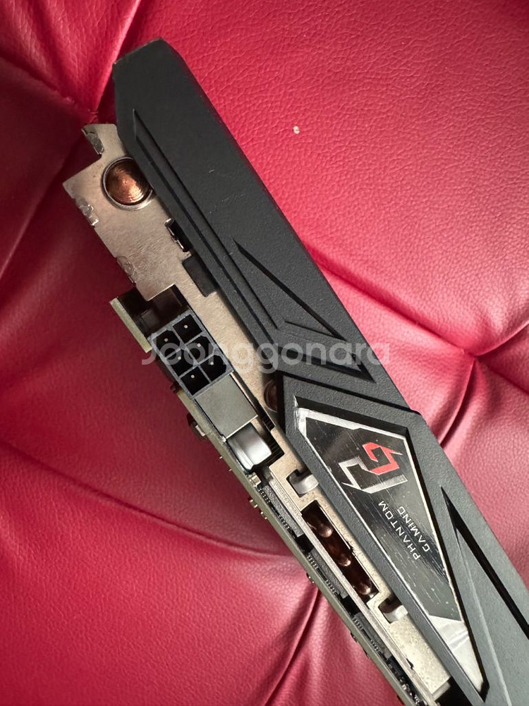 ASROCK 팬텀게이밍 RX570 4GB 그래픽카드--1