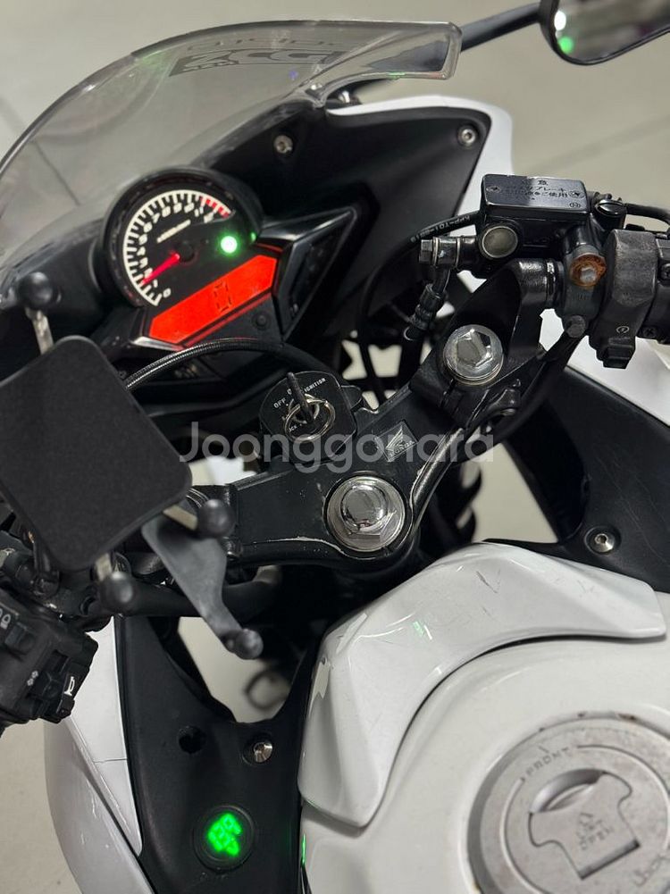 cbr125 16년식 판매합니다 마지막에 시동영상 있음--8