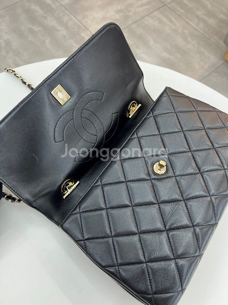 [럭스올 울산점]샤넬 램스킨 트렌디 CC 미듐 숄더백--8