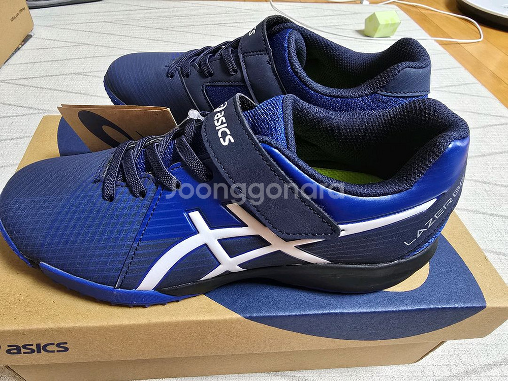 아식스 주니어 풋살화 축구화 230--0