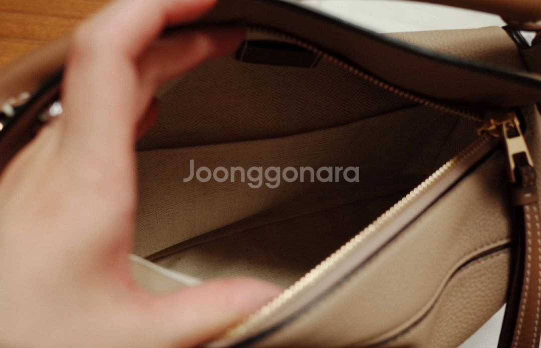 로에베 스몰 퍼즐 백 샌드 밍크 레어컬러--6