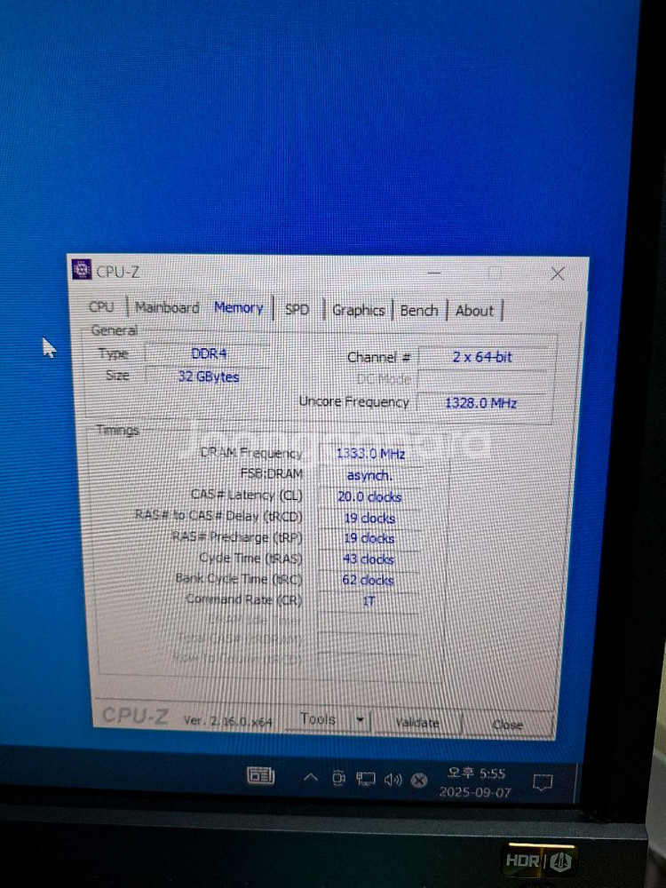 지스킬 로얄 DDR4 3200 32GB(16GB 두개)--5