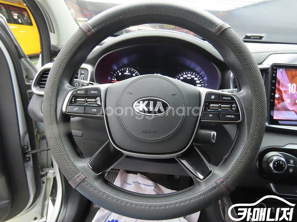 [기아]더 뉴 쏘렌토 디젤 2.0 2WD 럭셔리 (5인--7