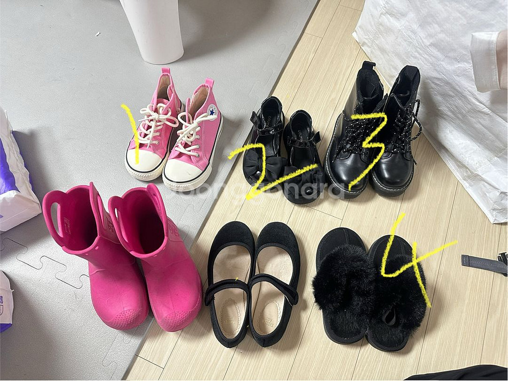 5-6살 여아 구두/ 보세 신발일괄 +두켤레는 서비스--0