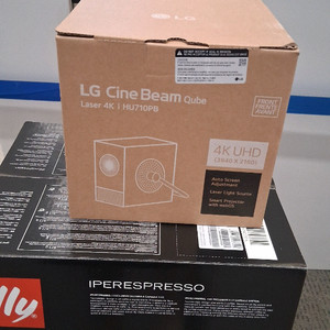 LG 시네빔 HU710PB