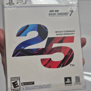 GT7 25주년 한정판 북미 플스5 한정판입니다