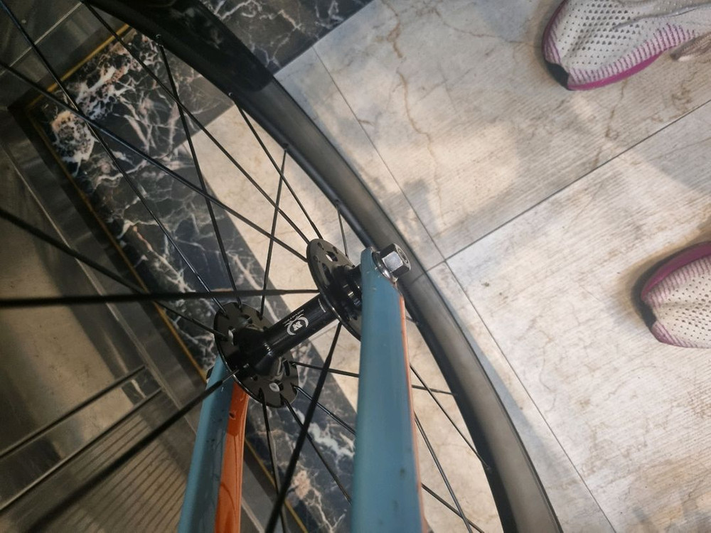 콘스탄틴 디스페랄 중상급 구성 이미지