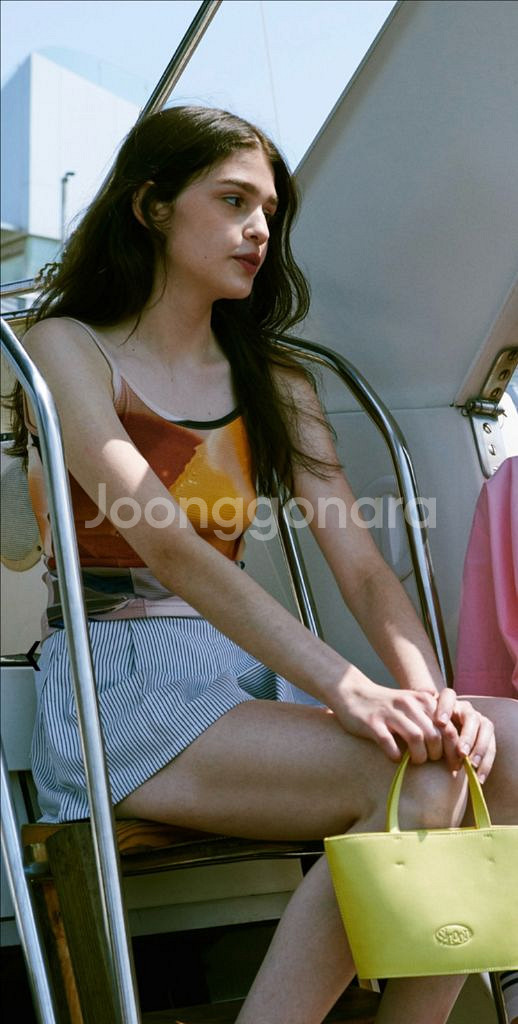 시눈 sinoon 탑 슬리브리스 나시--0
