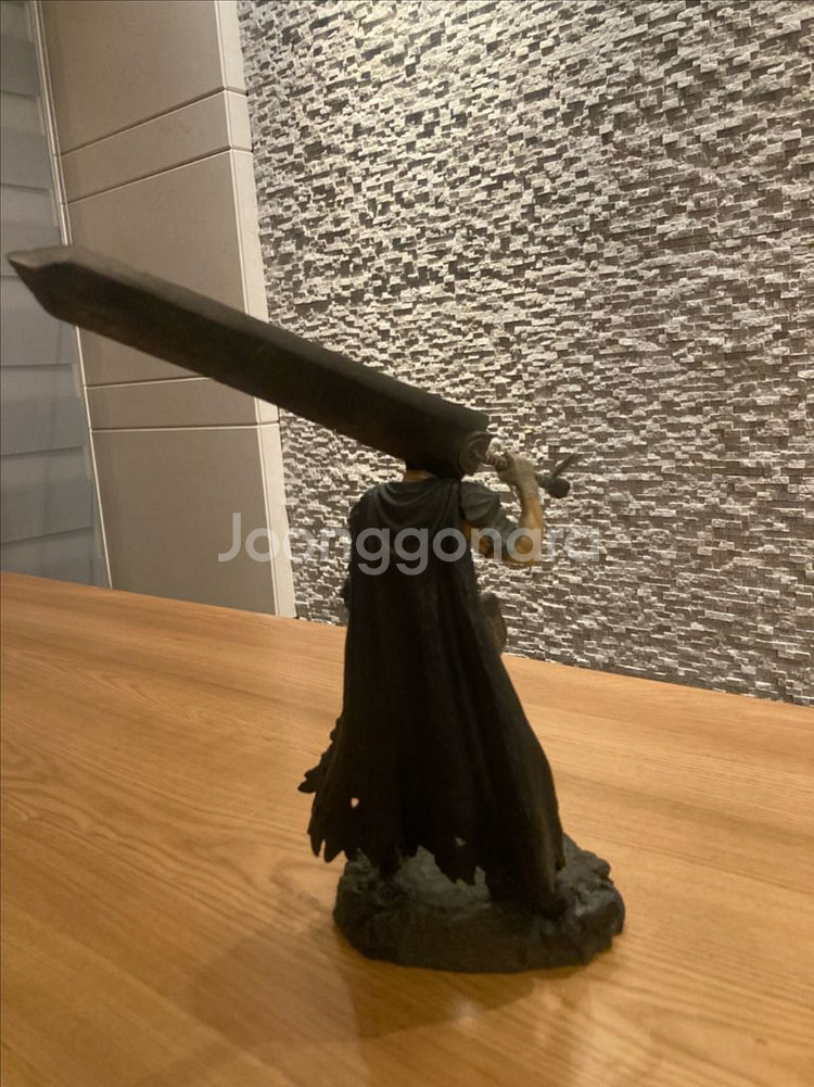 아트오브워 베르세르크 가츠 피규어 택포--2