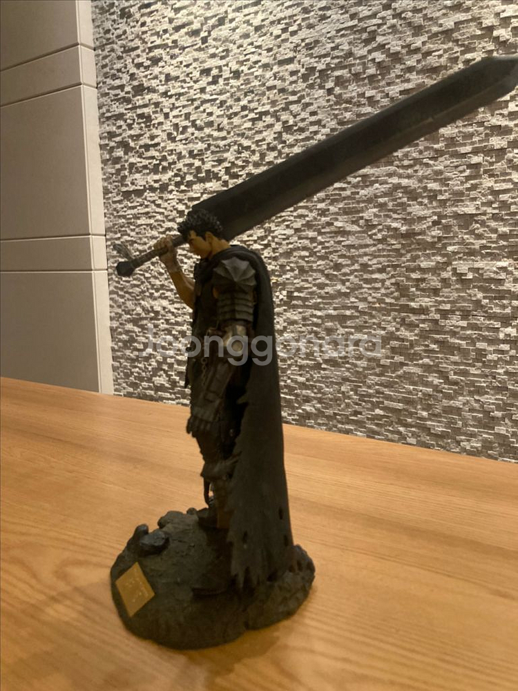 아트오브워 베르세르크 가츠 피규어 택포--1
