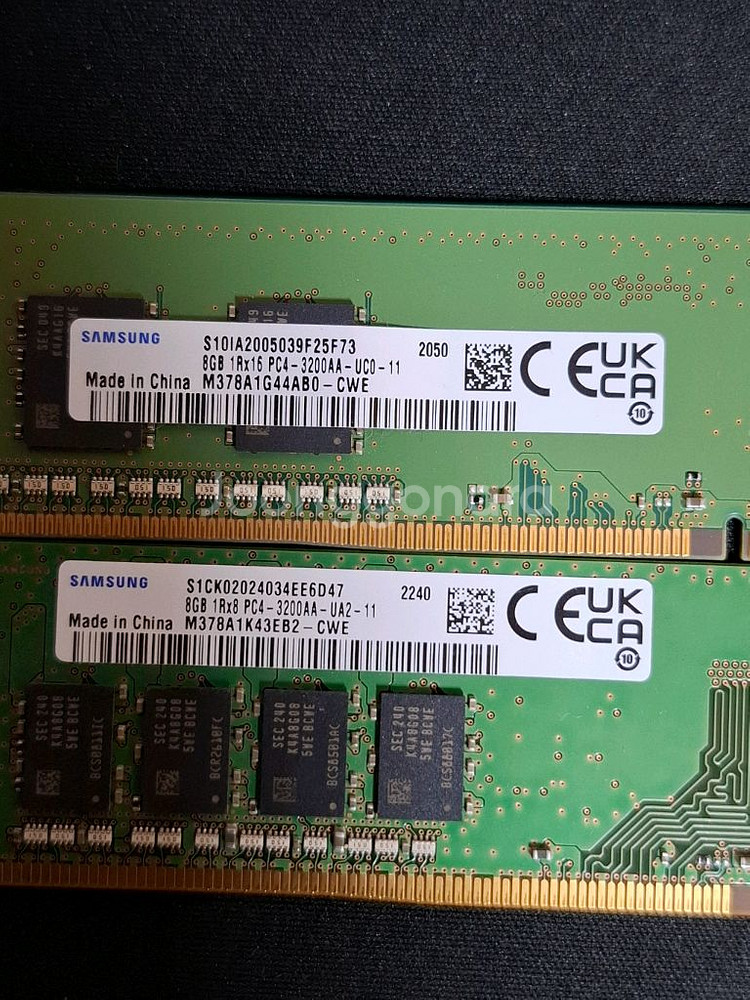 삼성 메모리 DDR4 3200AA 16GB(8GB두개)--1