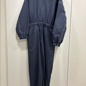 라코스테 점프수트