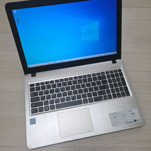 ASUS Vivobook 노트북