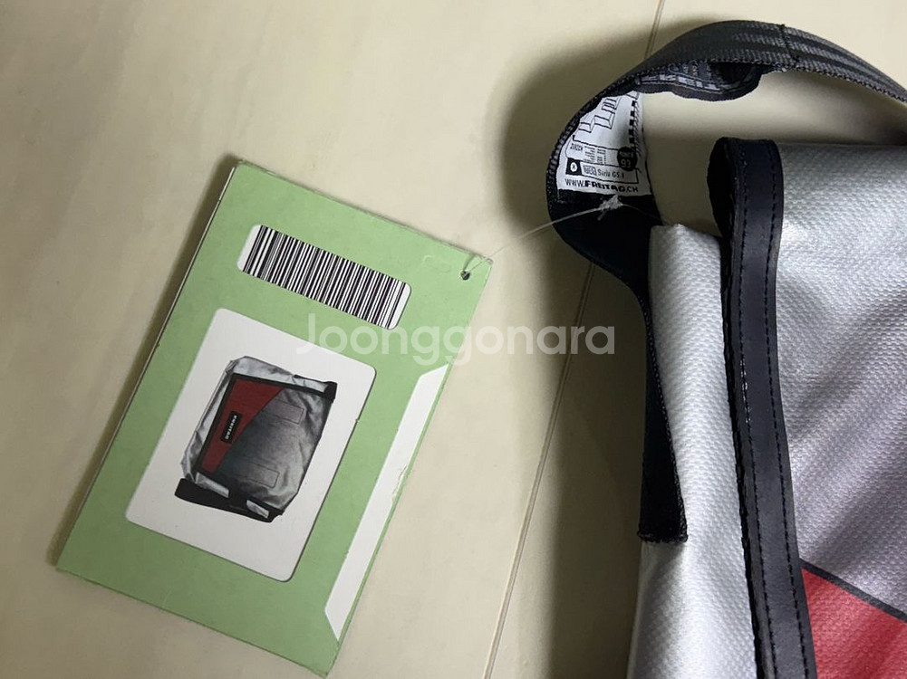 프라이탁 덱스터 F14 메신저백 정가 416,000--1