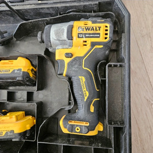 디월트임팩 DCF801L2 + DCD706+5A,3A