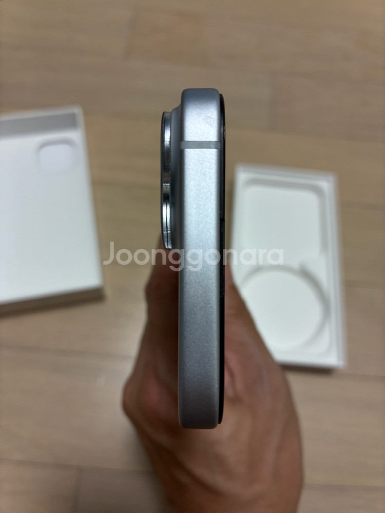 아이폰 15 일반 128GB 액정사설수리--4