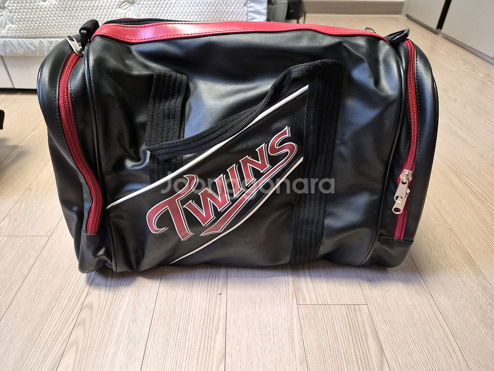 LG TWINS 데상트 선수용 가방 해지스 더플백--7