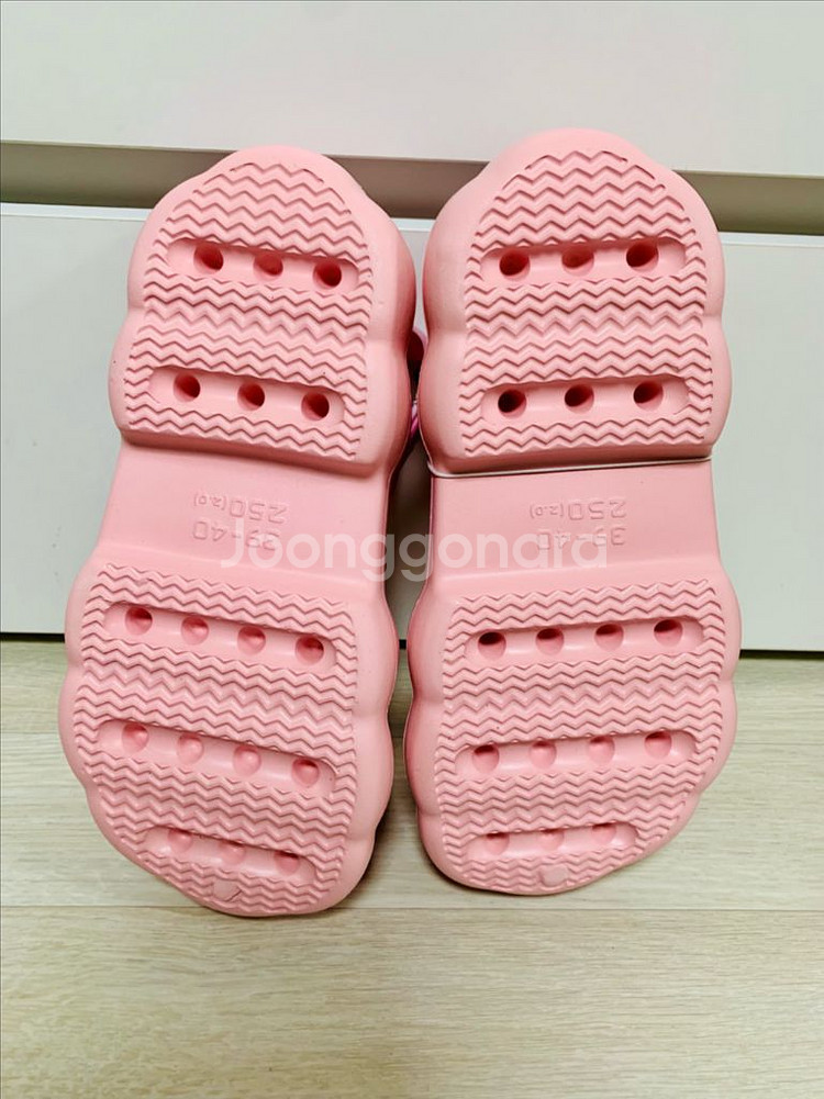 헬로키티 핑크 크록스 스타일 샌들 250mm--2