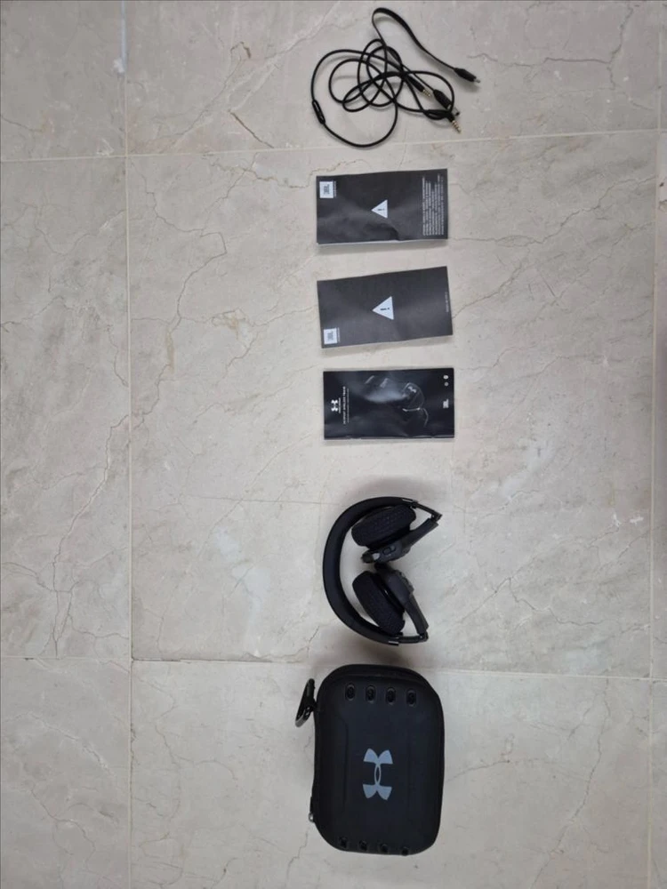 JBL UNDER ARMOUR. wireless 해드셋 이미지