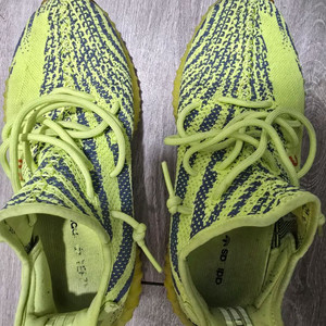 이지부스트 350 예브라 285