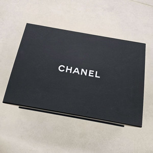 샤넬(Chanel) 뉴미니 탑핸들 램스킨