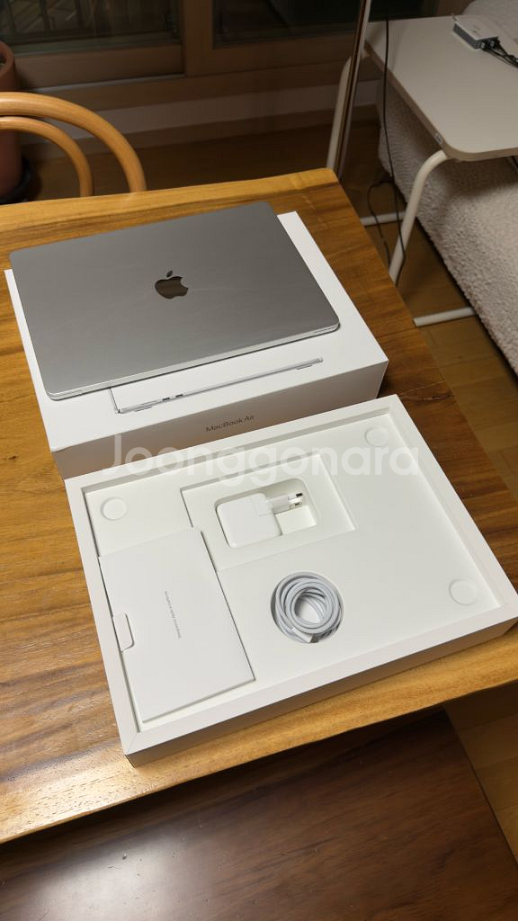 맥북에어 m3 15 (24/1TB)--3