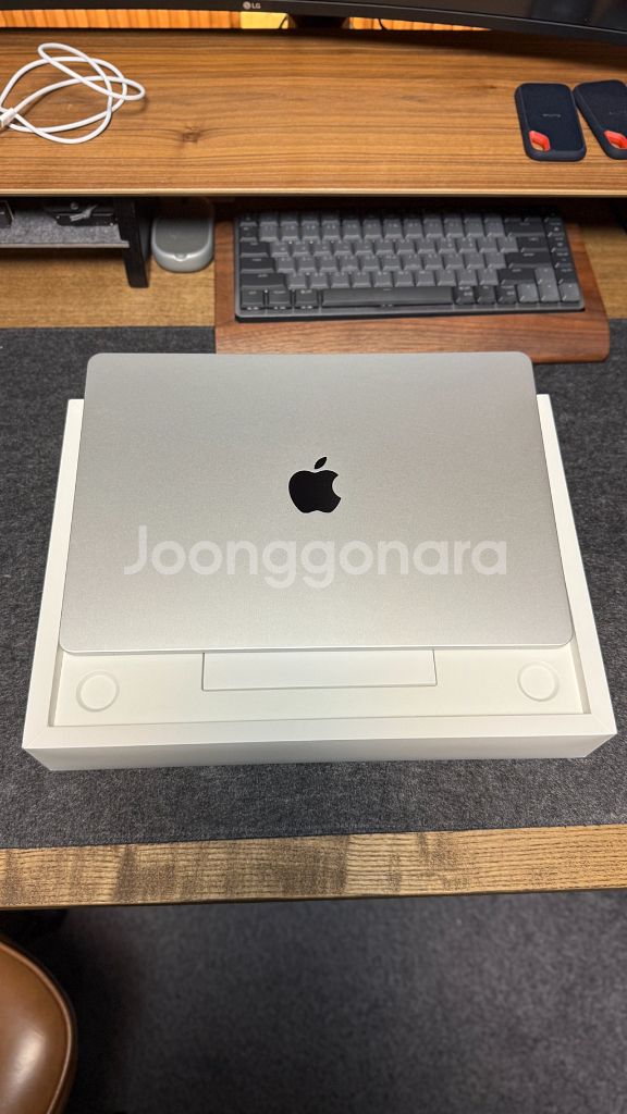 맥북에어 m3 15 (24/1TB)--12