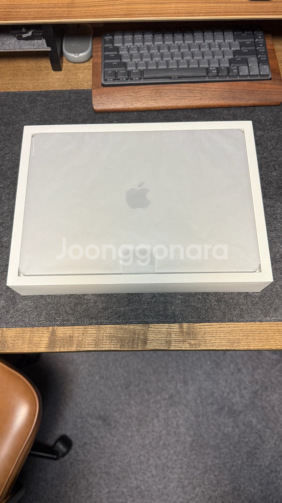 맥북에어 m3 15 (24/1TB)--5