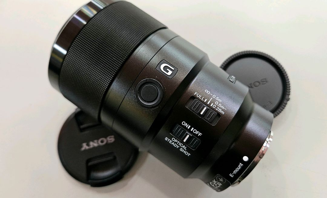 신품급 > 소니 FE 90mm F2.8 MACRO 매크로 접사렌즈 이미지