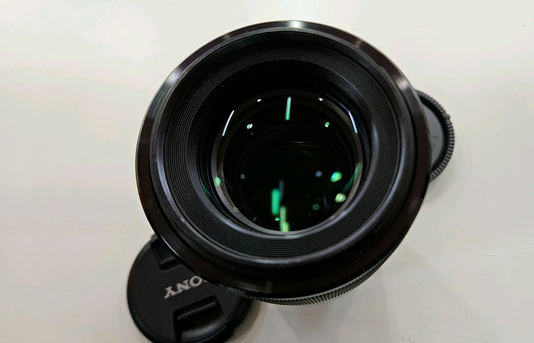 신품급 > 소니 FE 90mm F2.8 MACRO 매크로 접사렌즈 이미지