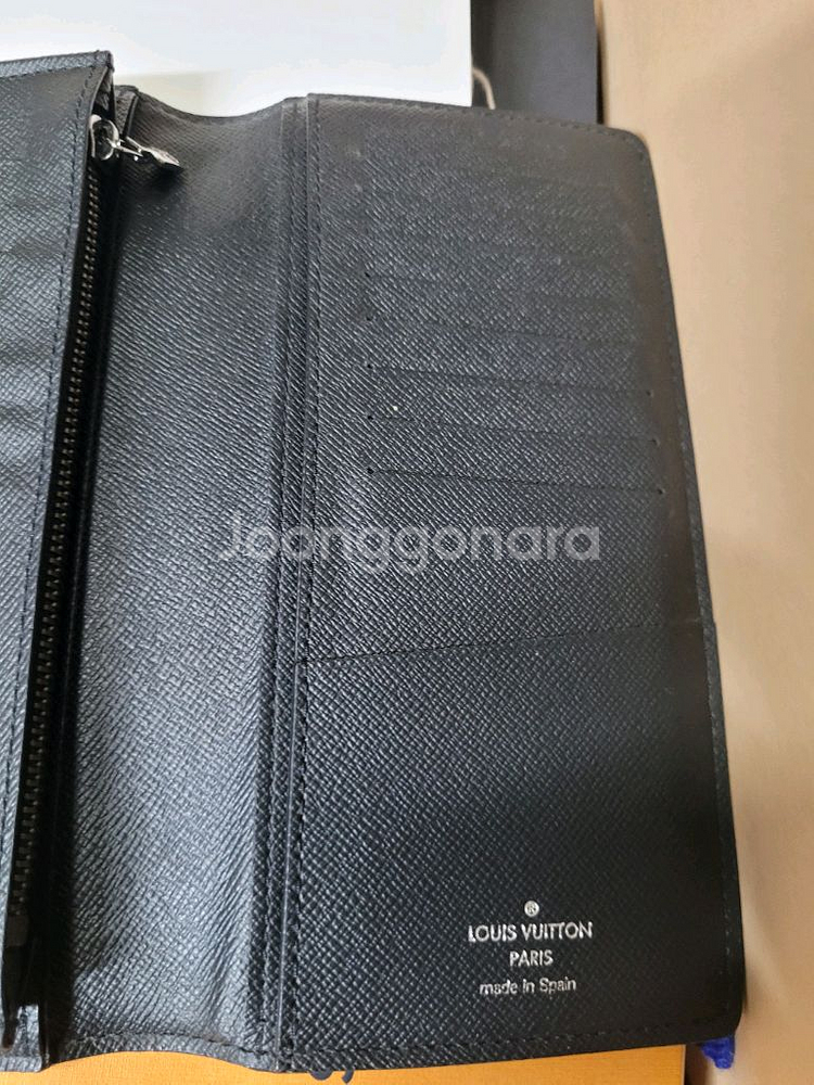 루이비통 브라짜 월릿 모노그램 이클립스 장지갑--4