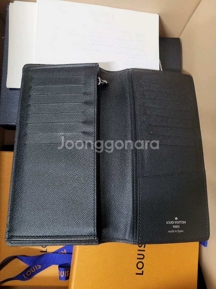 루이비통 브라짜 월릿 모노그램 이클립스 장지갑--3