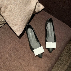 바이씨니 제작 리본슈즈 블랙콤비 3cm 230 발볼넓힘